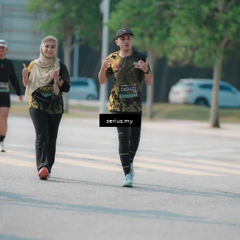 Runner Photo 6443036