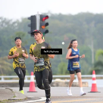 Runner Photo 6443038