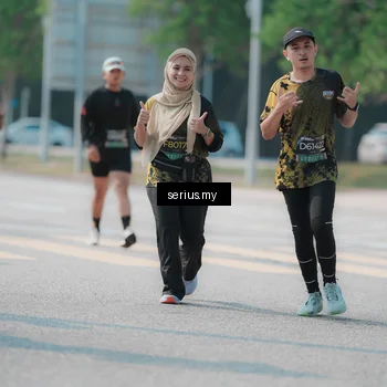Runner Photo 6443048
