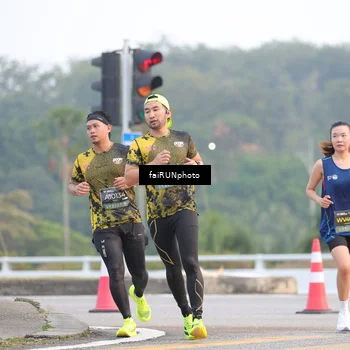 Runner Photo 6443058