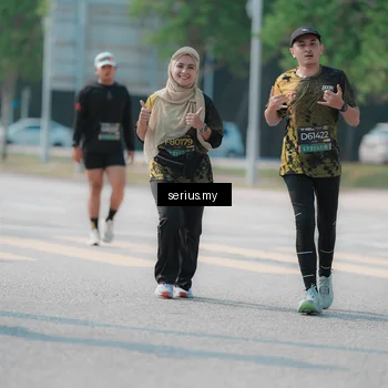 Runner Photo 6443059