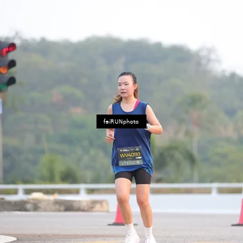 Runner Photo 6443066