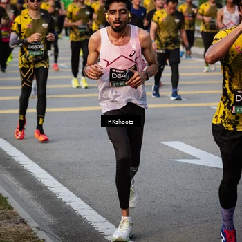 Runner Photo 6443071
