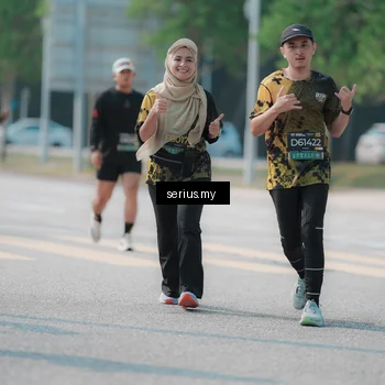 Runner Photo 6443074
