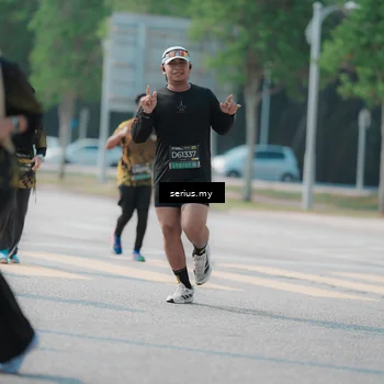 Runner Photo 6443103