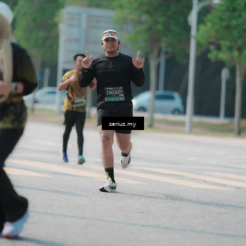 Runner Photo 6443120