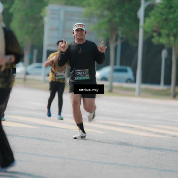 Runner Photo 6443128
