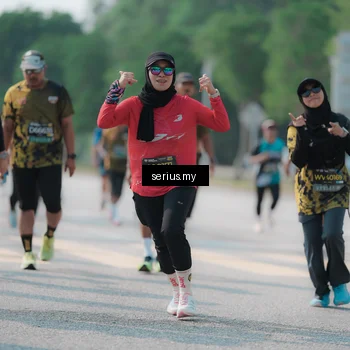 Runner Photo 6443175