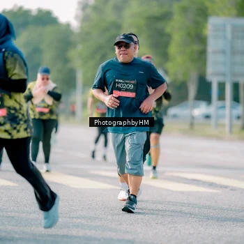 Runner Photo 6443179