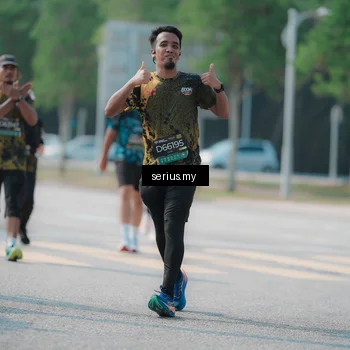 Runner Photo 6443185