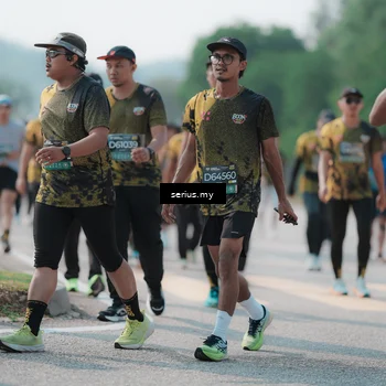 Runner Photo 6443201