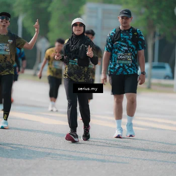 Runner Photo 6443238