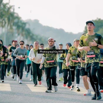 Runner Photo 6443286