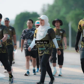 Runner Photo 6443292