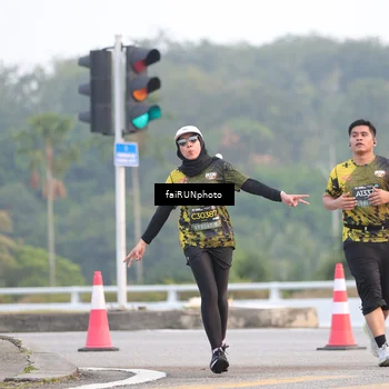 Runner Photo 6443303