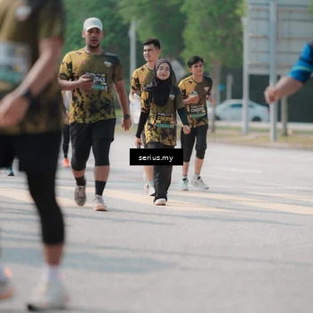 Runner Photo 6443314