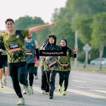 Runner Photo 6443325