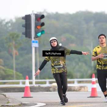 Runner Photo 6443341