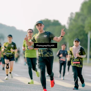 Runner Photo 6443369