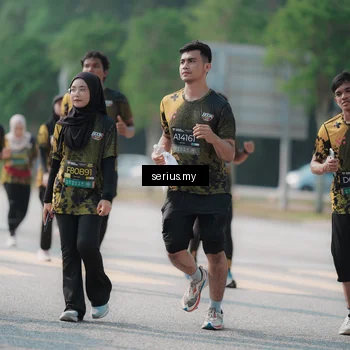 Runner Photo 6443374
