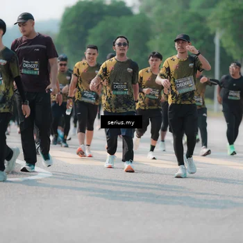 Runner Photo 6443444