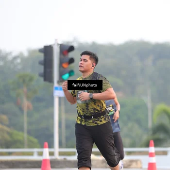 Runner Photo 6443472