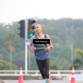 Runner Photo 6443476