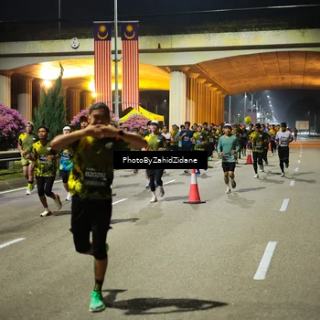 Runner Photo 6443500