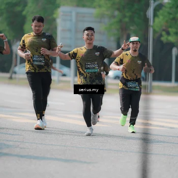 Runner Photo 6443535