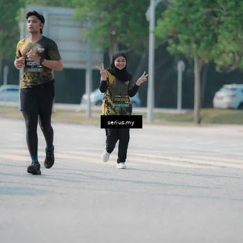 Runner Photo 6443539