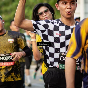 Runner Photo 6443544