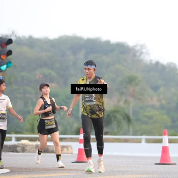 Runner Photo 6443565