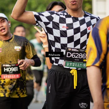Runner Photo 6443578