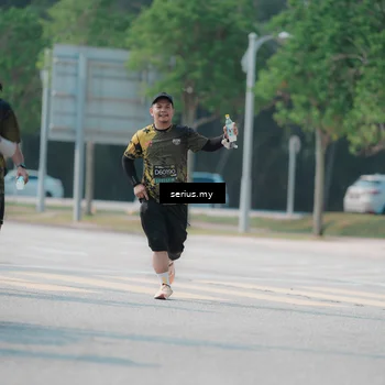 Runner Photo 6443619