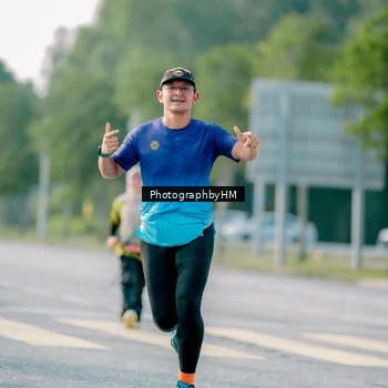 Runner Photo 6443623