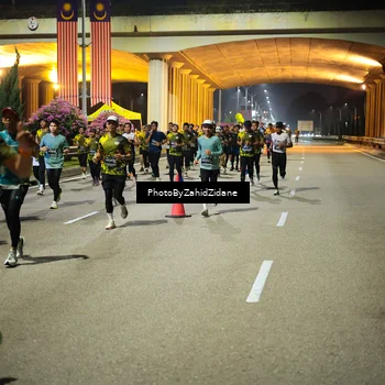 Runner Photo 6443628