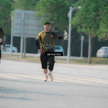 Runner Photo 6443631