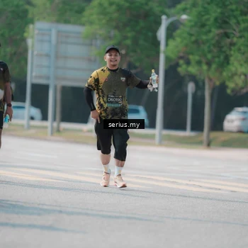 Runner Photo 6443637