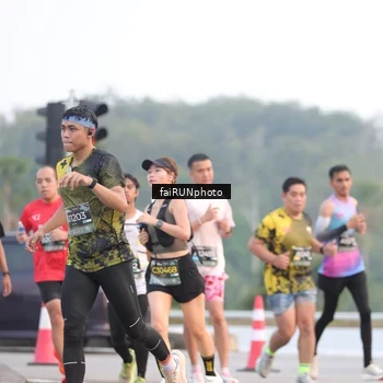 Runner Photo 6443643
