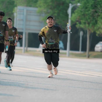 Runner Photo 6443650