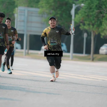 Runner Photo 6443666