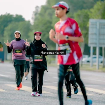 Runner Photo 6443667
