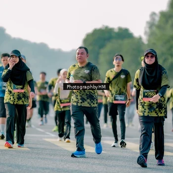 Runner Photo 6443670