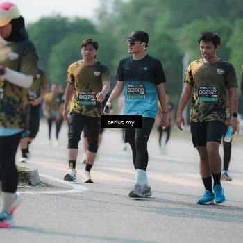 Runner Photo 6443681