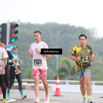Runner Photo 6443683