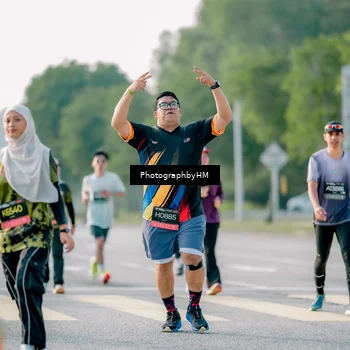 Runner Photo 6443690