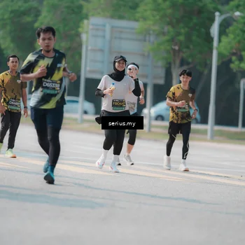 Runner Photo 6443706