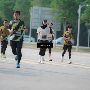 Runner Photo 6443708