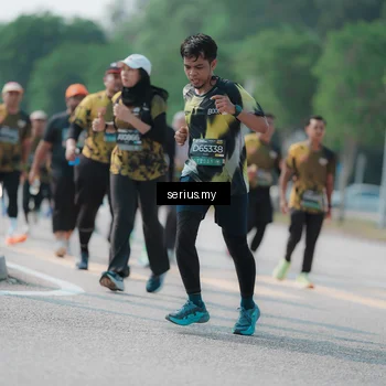 Runner Photo 6443747