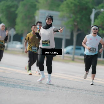 Runner Photo 6443750